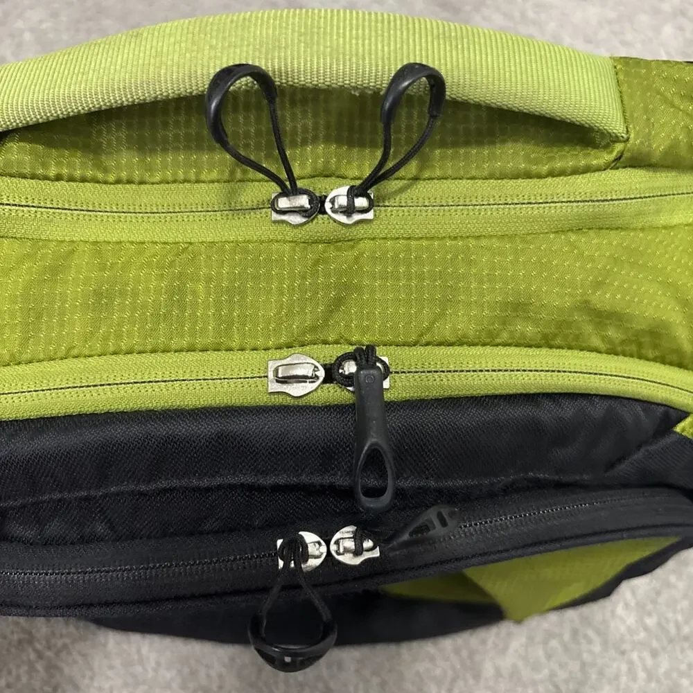 Osprey Ozone Courier Bag Green Laptop Messenger Bag Travel Business Carry-on